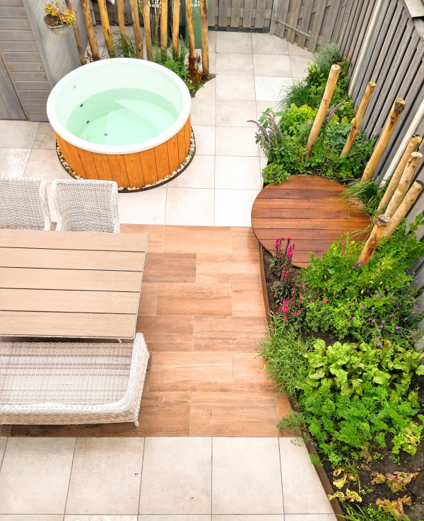 tuin jacuzzi ontspannen